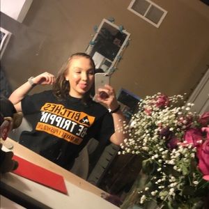 Meet your Posher, Shilo